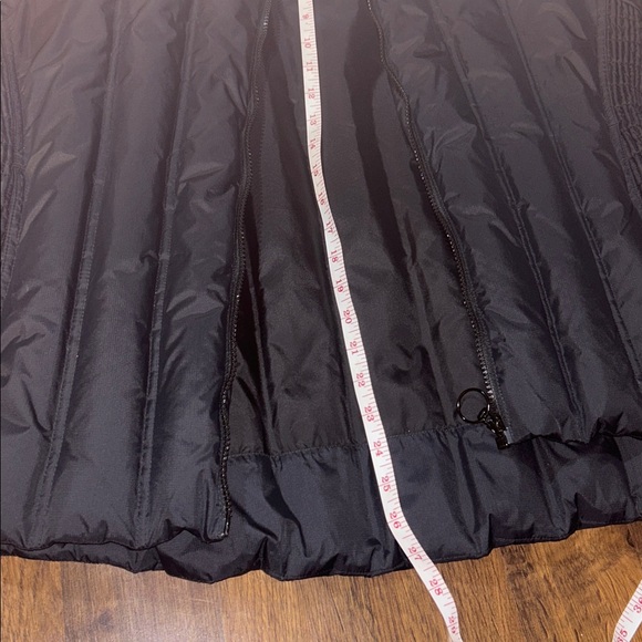 Lacoste Puffer Jacket - Picture 10 of 12